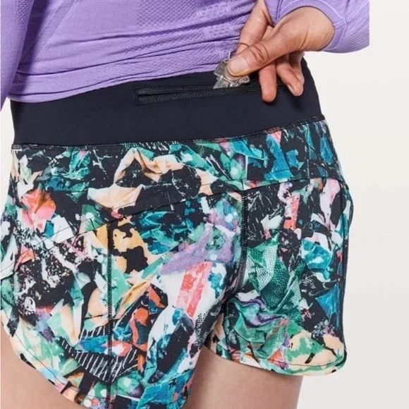 Lululemon Speed Up Short *2.5" Color Crush Multi / Black Sz 6 - Picture 7 of 7
